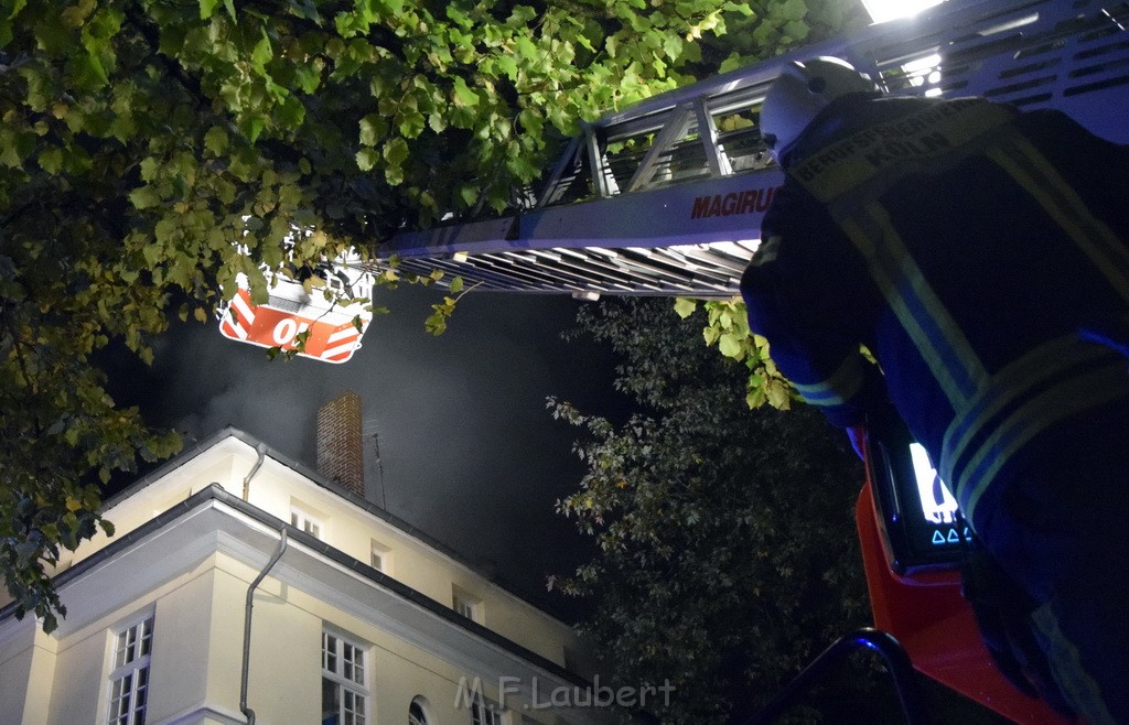 Feuer 2 Y Kellerbrand Koeln Humbold Gremberg Hachenburgerstr P107.JPG - Miklos Laubert